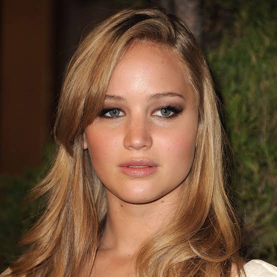 Jennifer Lawrence: Biography, Date of Birth, Career & Awards